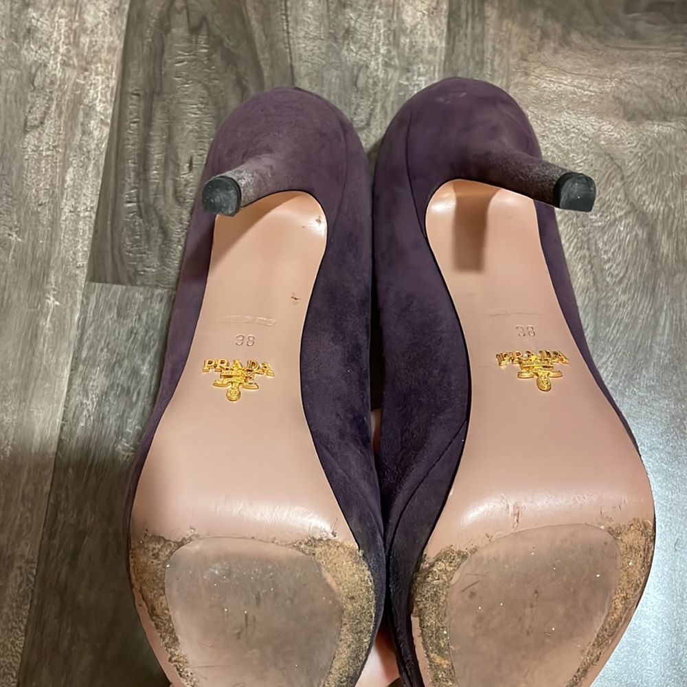 Prada Heels - Picture 7 of 10